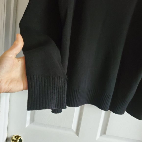 Banana Republic Pullover sweater - Picture 12 of 13